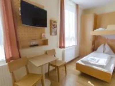 Jufa Otel 4*